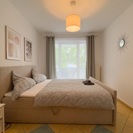 110Qm - 4 Zimmer - Privat Parkplatz - Zentral - Balkon - Mallibase Apartments Кассель Экстерьер фото