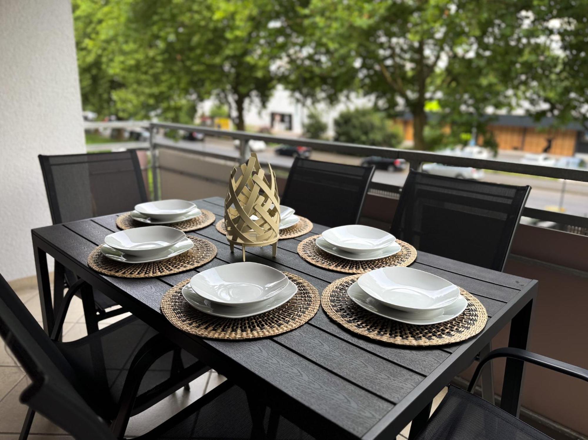 110Qm - 4 Zimmer - Privat Parkplatz - Zentral - Balkon - Mallibase Apartments Кассель Экстерьер фото